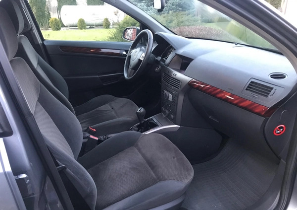 Opel Astra cena 13900 przebieg: 204900, rok produkcji 2005 z Pułtusk małe 92